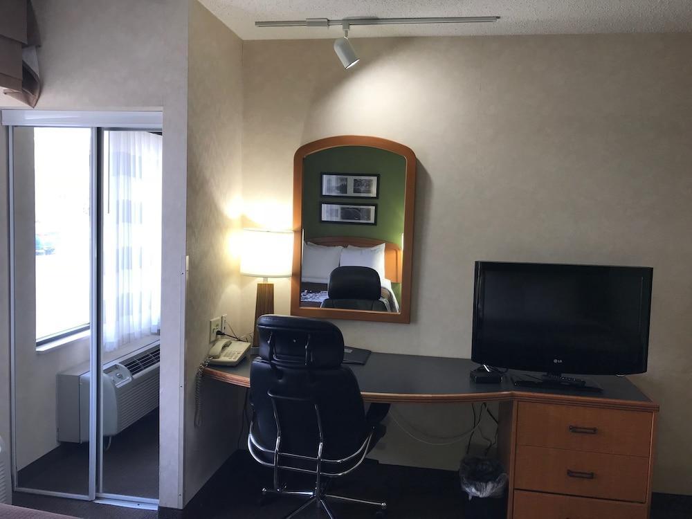 Sleep Inn & Suites Bensalem Eksteriør billede