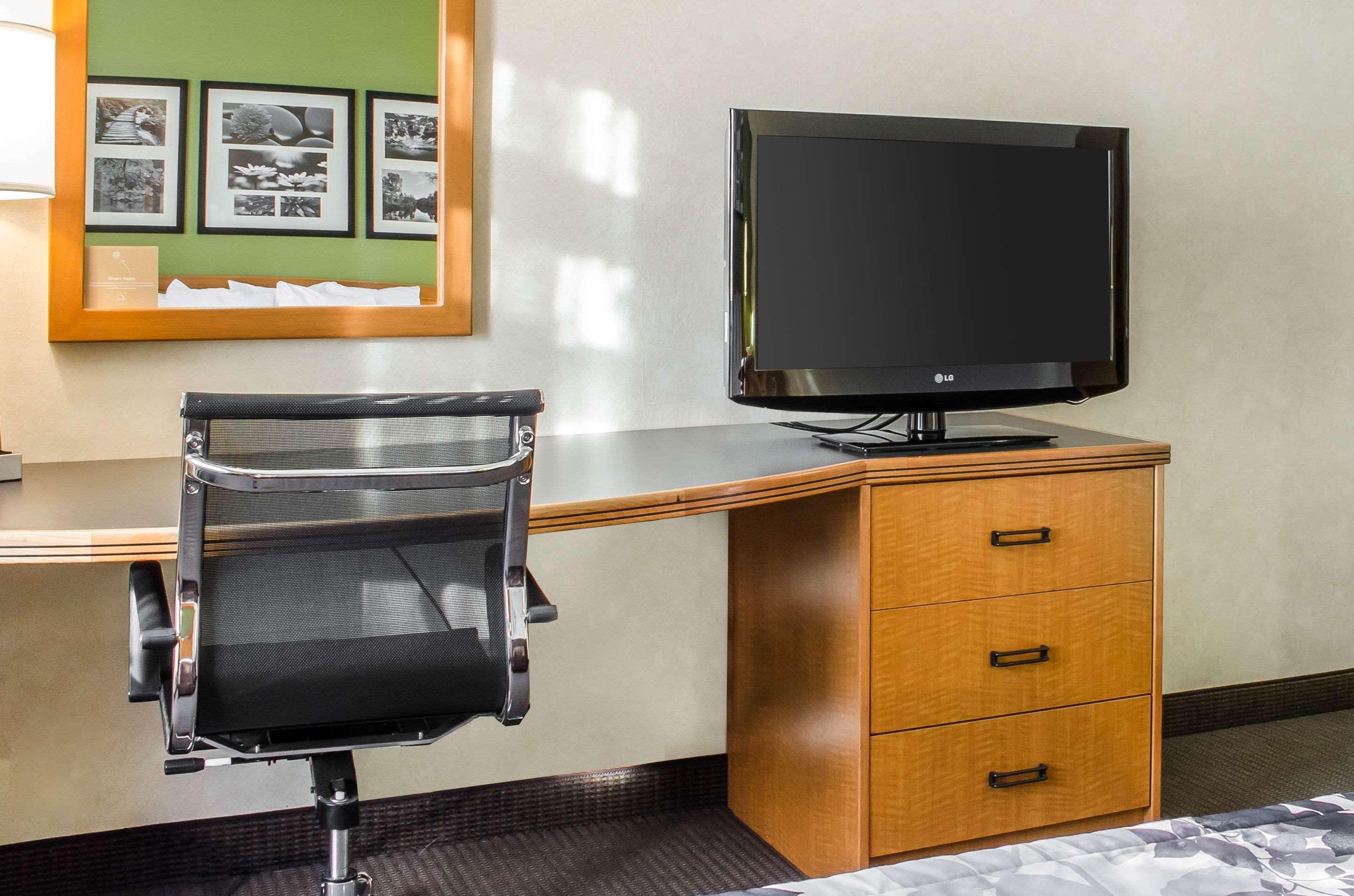 Sleep Inn & Suites Bensalem Eksteriør billede