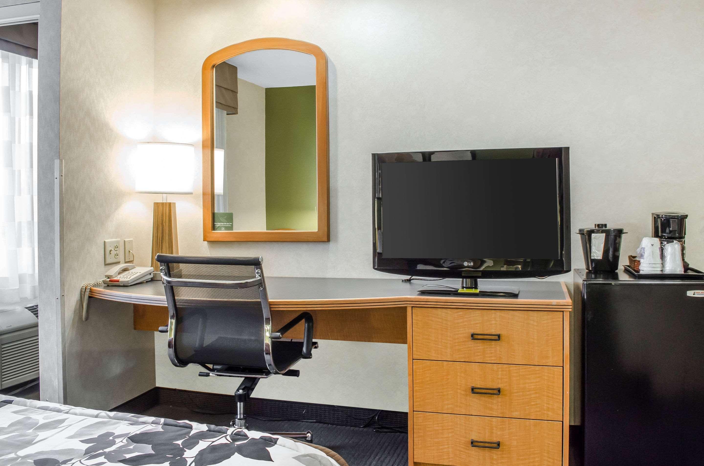 Sleep Inn & Suites Bensalem Eksteriør billede